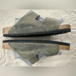 Birkenstock | Shoes | Birkenstock Arizona New Size Eu 4  display picture 2